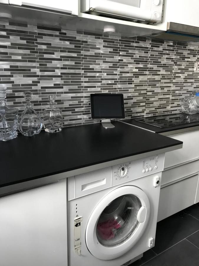 Superbe Appartement Proche De La Butte Montmartre Париж Екстериор снимка