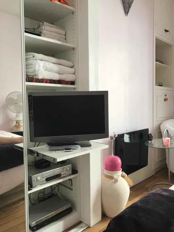 Superbe Appartement Proche De La Butte Montmartre Париж Екстериор снимка