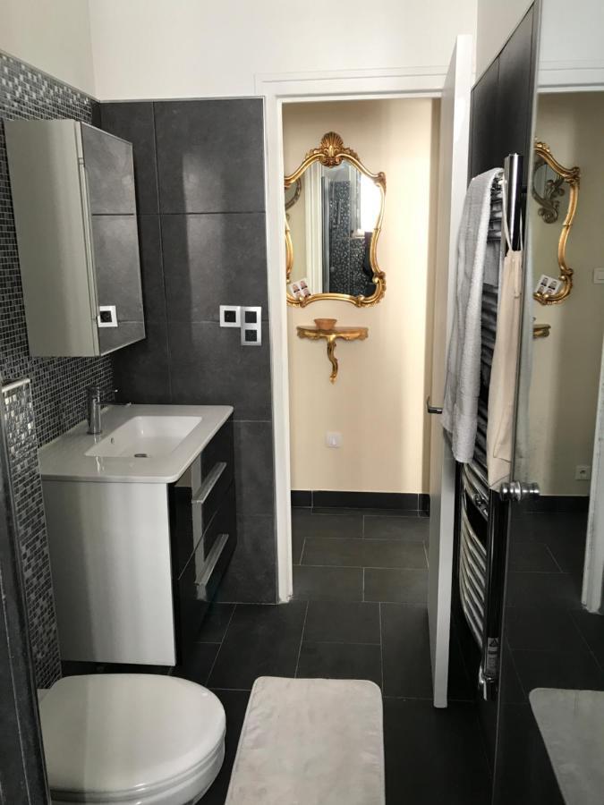 Superbe Appartement Proche De La Butte Montmartre Париж Екстериор снимка